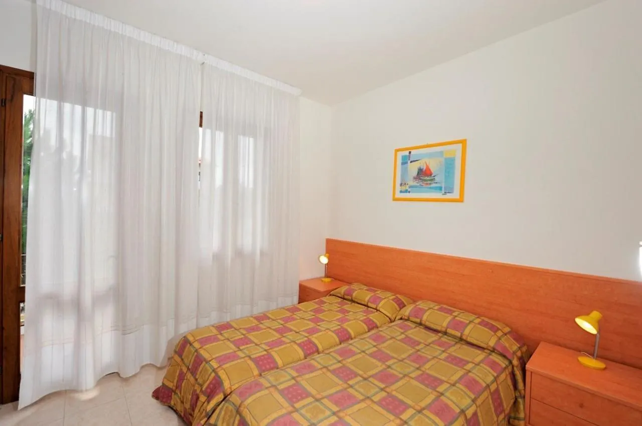 Amazing Villa With Private Garden In Bibione Apartment