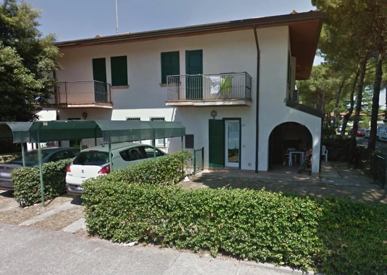 Amazing Villa With Private Garden In Bibione 0*,