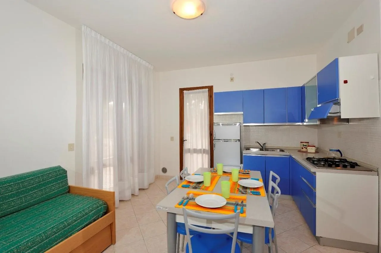 Amazing Villa With Private Garden In Bibione 0*,